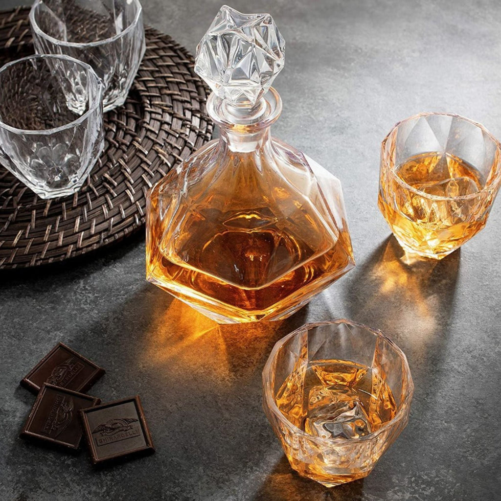 Exquisite Decanter Set