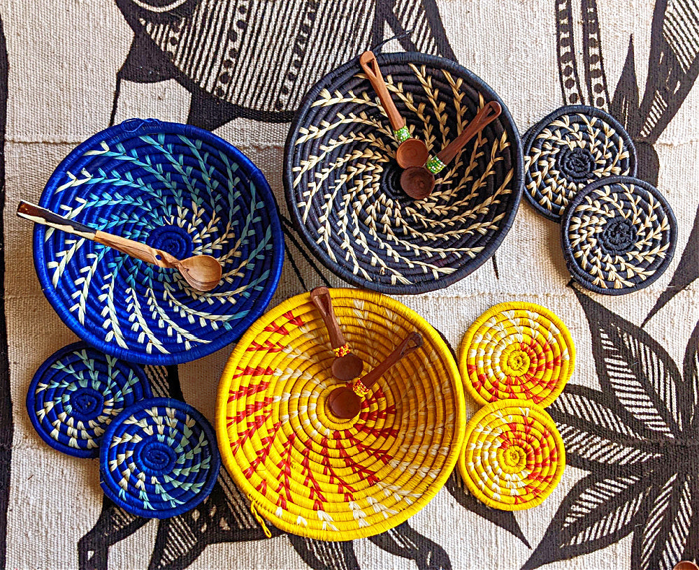 Small Woven Raffia African Baskets {Multiple Colors}